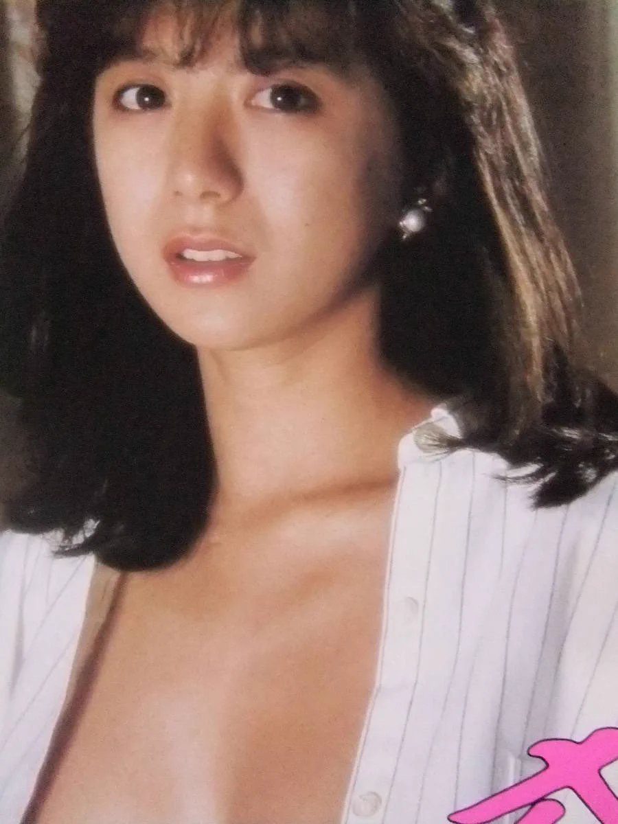 小林ひとみ